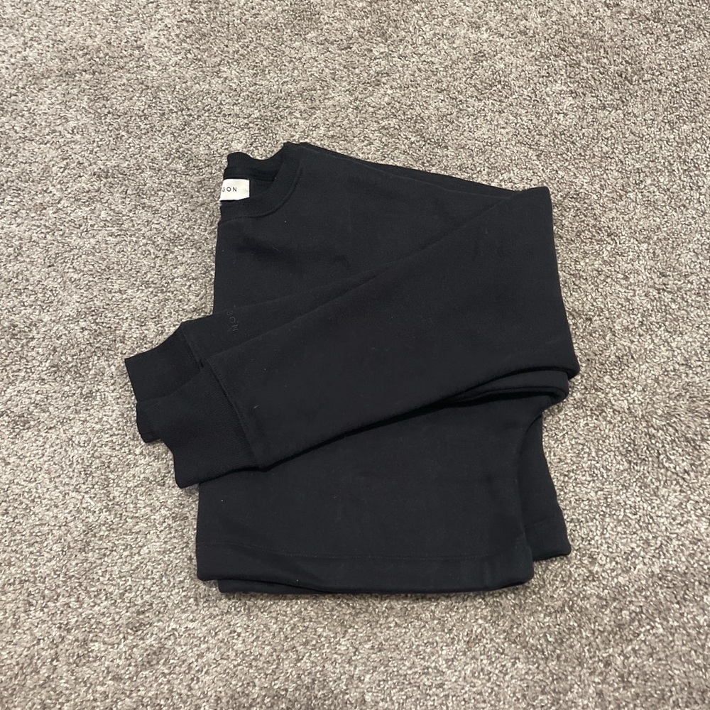 New Paragon Cropped Black Crew Neck Sweater